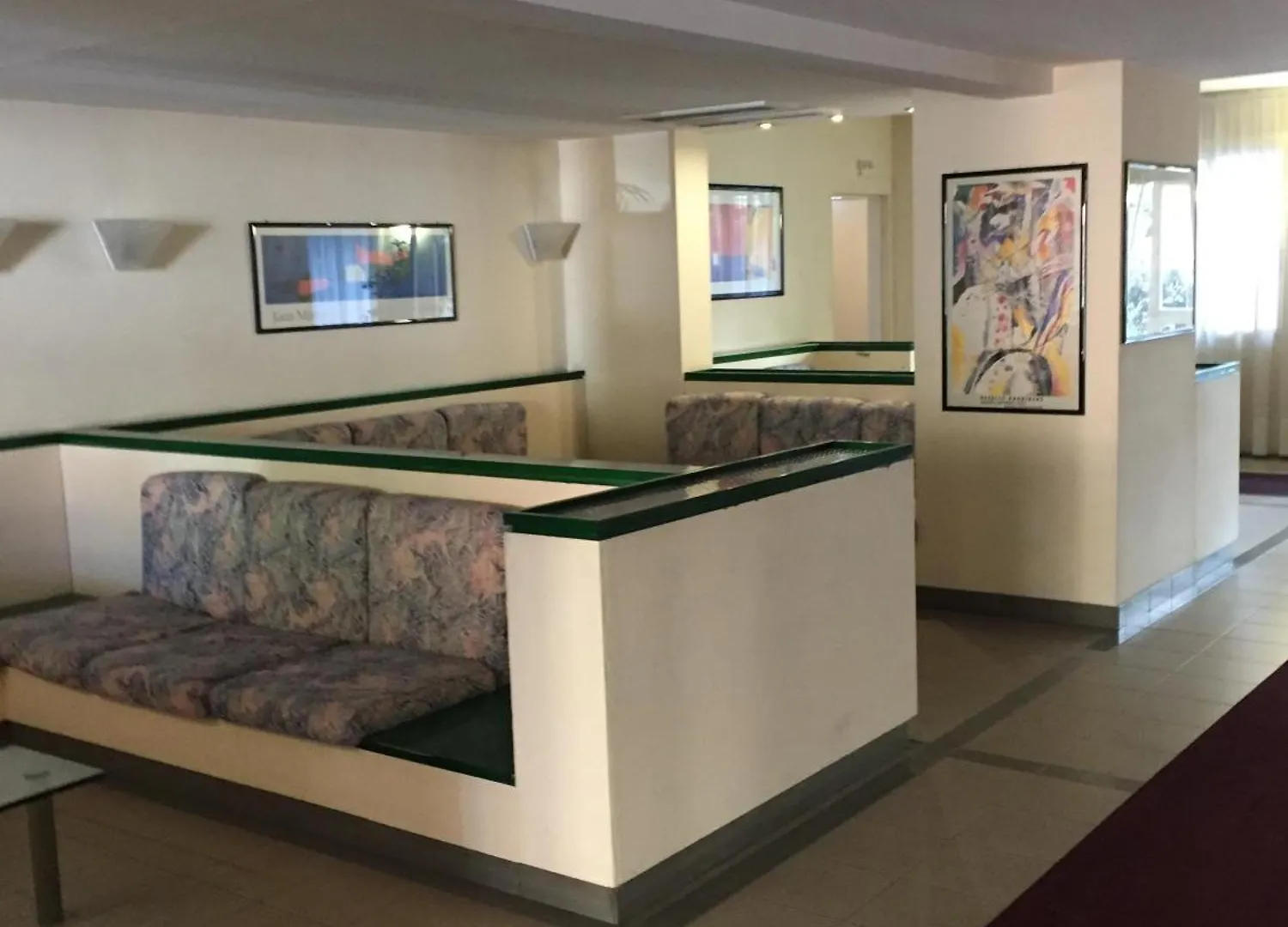 Residence Imperiale Sanremo 0*,